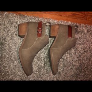 ankle booties size 8